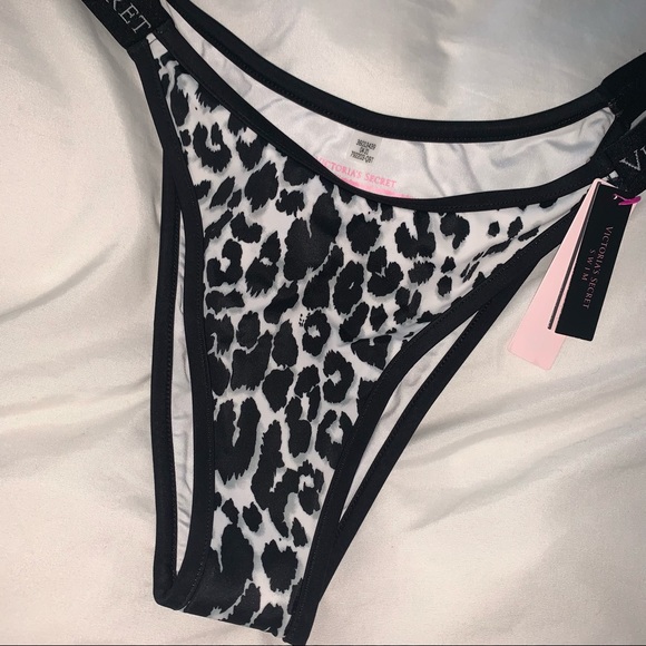 victoria’s secret swim bottom - Picture 2 of 7